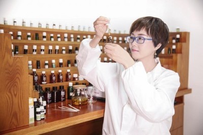 護手暖心，情暖“疫”線 化妝品研發(fā)為醫(yī)護人員辦實事